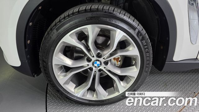 BMW X6 xDrive 30d — пробег 90 126 км — фото 5 из 5