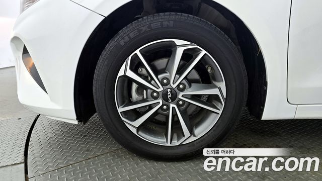 Kia K3 из Кореи Encar