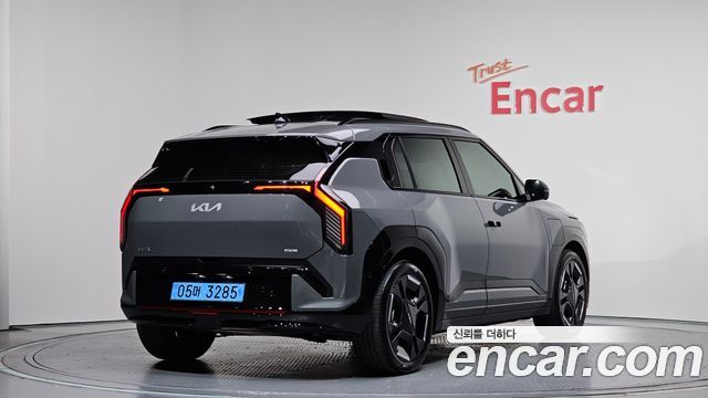 Kia EV3 из Кореи Encar