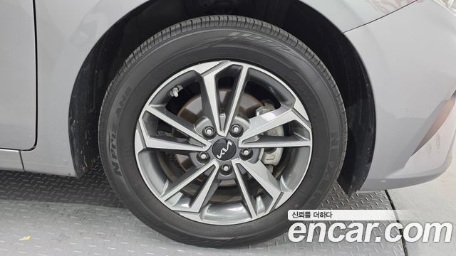 Kia K3 из Кореи Encar