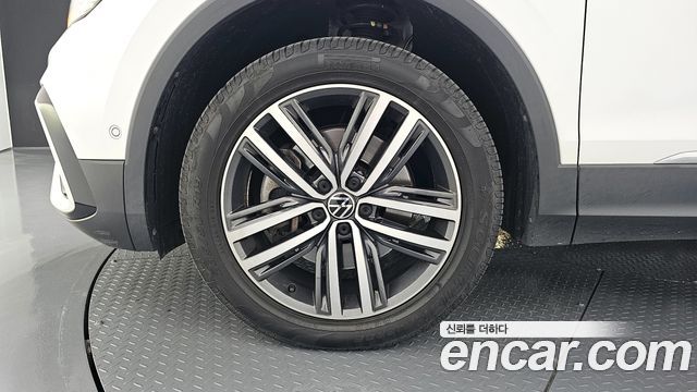Volkswagen Tiguan 2.0 TSI Prestige — пробег 44 037 км — фото 5 из 5