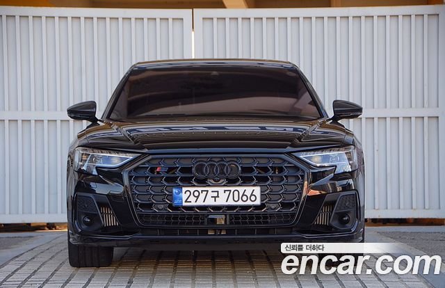 Audi S8 из Кореи Encar