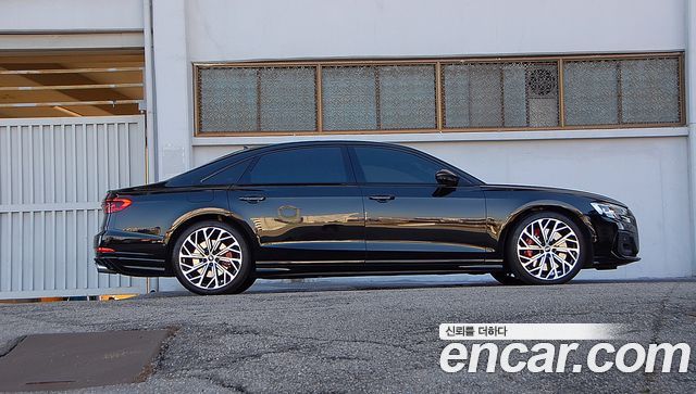 Audi S8 из Кореи Encar