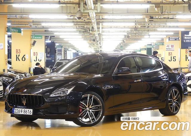 Maserati Quattroporte из Кореи Encar