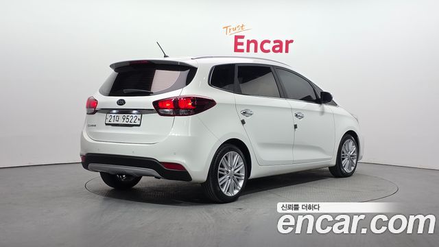 Kia Carens из Кореи Encar
