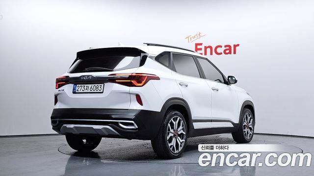 Kia Seltos из Кореи Encar