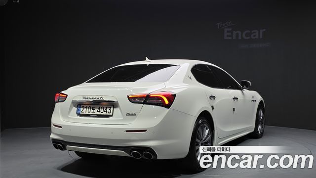Maserati Ghibli из Кореи Encar