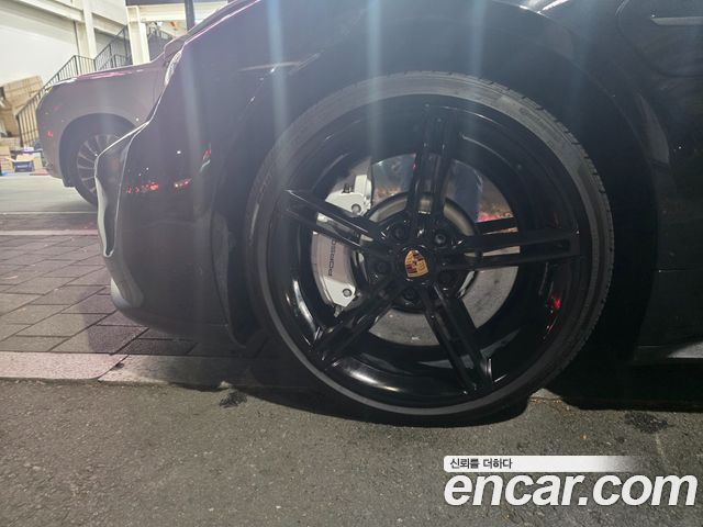 Porsche Taycan из Кореи Encar