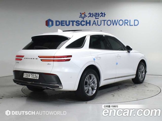Genesis GV70 из Кореи Encar