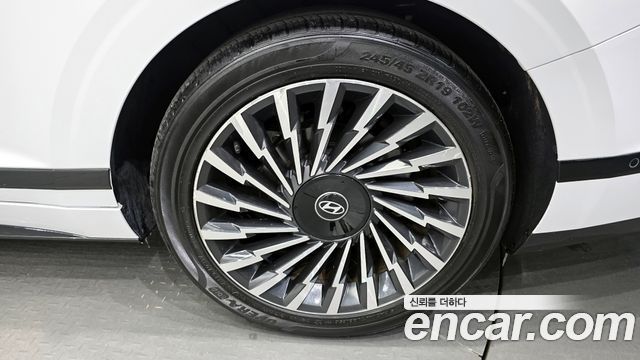 Hyundai Grandeur Calligraphy — пробег 29 033 км