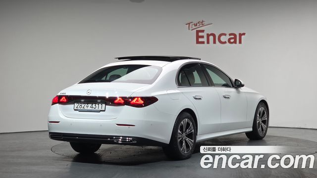 Mercedes-Benz E-Class из Кореи Encar