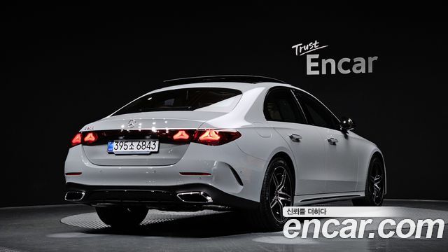 Mercedes-Benz E-Class из Кореи Encar