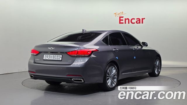 Hyundai Genesis из Кореи Encar