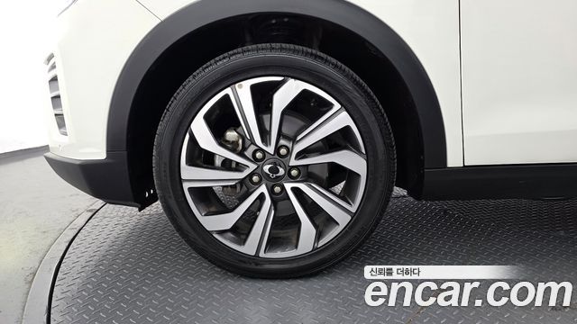 Ssangyong TIBOLI из Кореи Encar