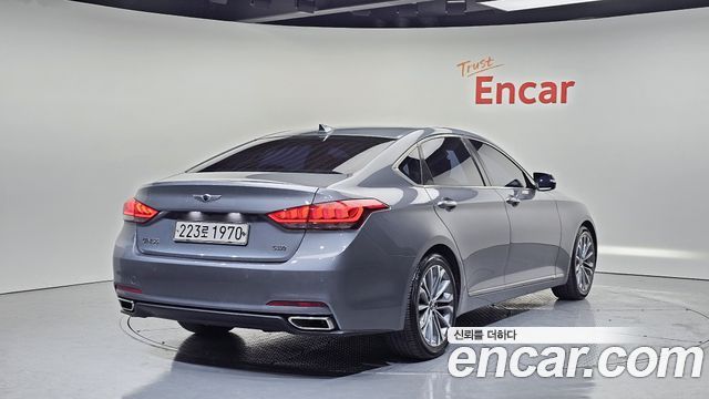 Hyundai Genesis из Кореи Encar