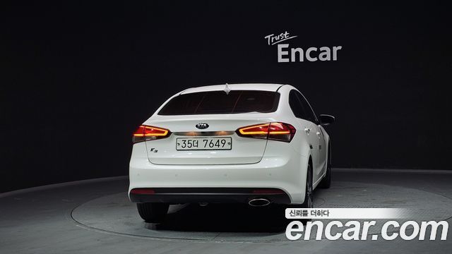 Kia K3 из Кореи Encar