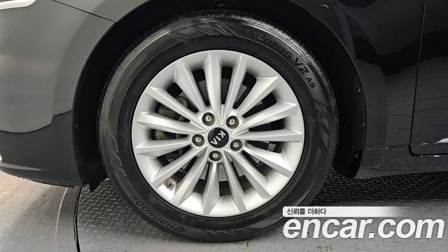 Kia K7 из Кореи Encar