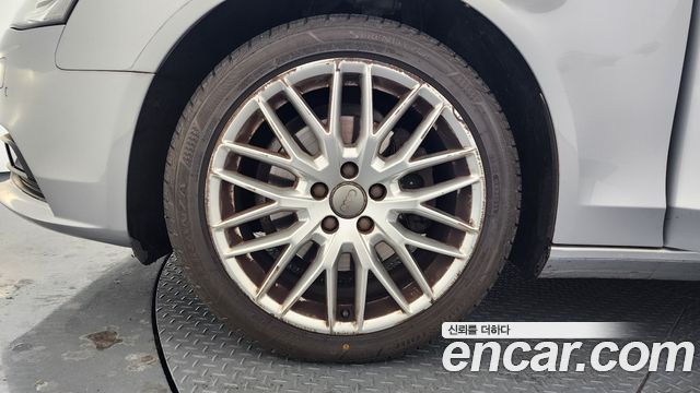 Audi A4 30 TDI Dynamic B8 — пробег 170 670 км