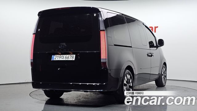 Hyundai Staria из Кореи Encar