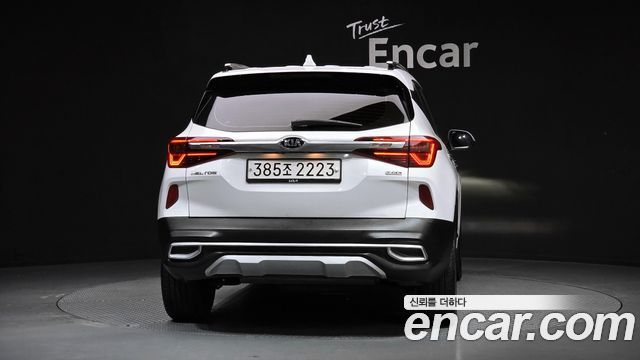Kia Seltos из Кореи Encar