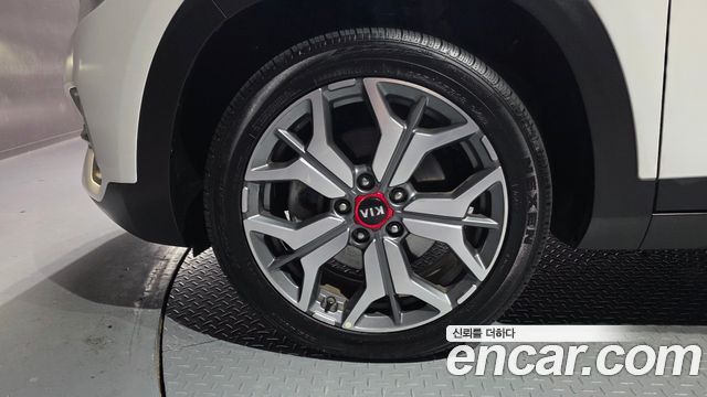 Kia Seltos из Кореи Encar