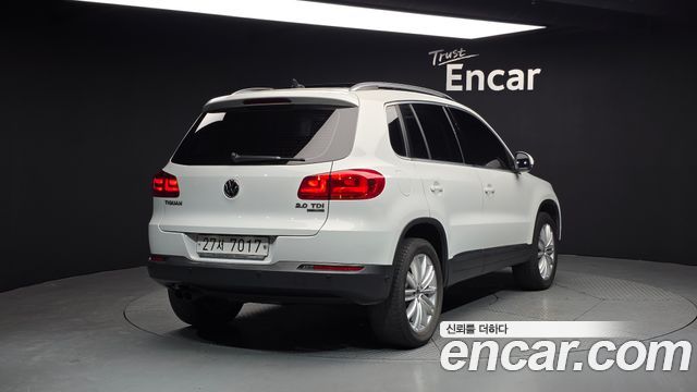Volkswagen Tiguan из Кореи Encar
