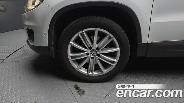 Volkswagen Tiguan из Кореи Encar