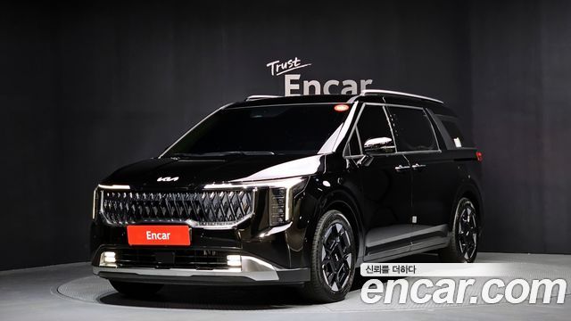 Kia Carnival 9-Seater Signature — пробег 53 015 км — фото 1 из 5