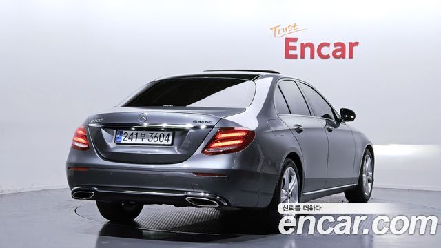Mercedes-Benz E-Class из Кореи Encar