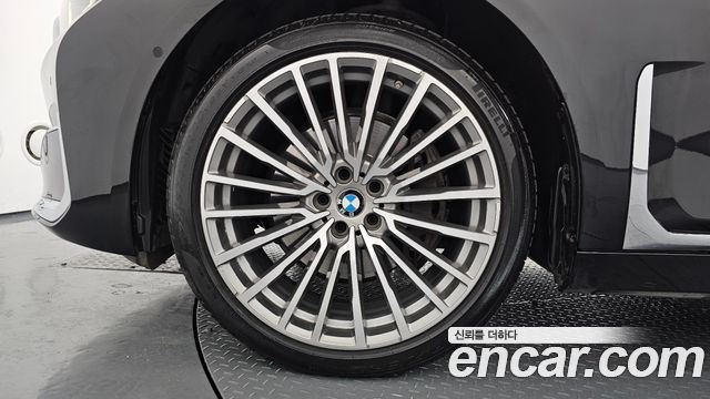 BMW 7-Series из Кореи Encar
