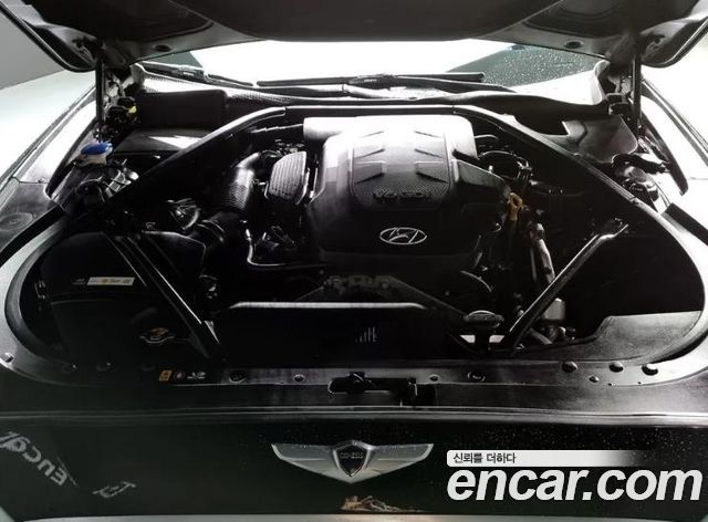 Hyundai Genesis из Кореи Encar