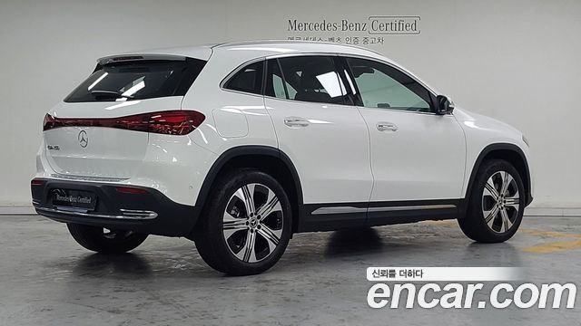 Mercedes-Benz EQA из Кореи Encar