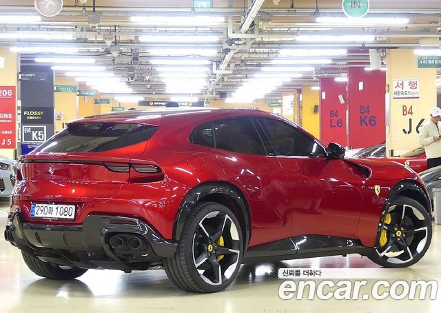 Ferrari Purosangue из Кореи Encar