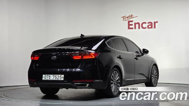 Kia K7 из Кореи Encar