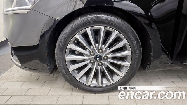 Kia K7 из Кореи Encar