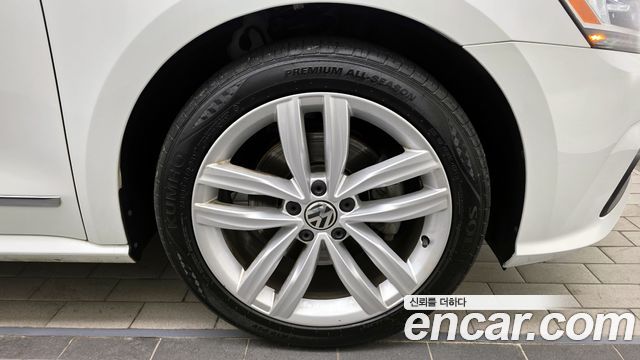 Volkswagen Passat из Кореи Encar