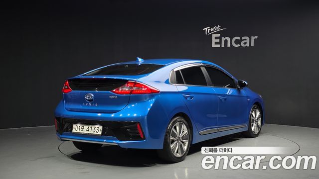Hyundai Ioniq из Кореи Encar