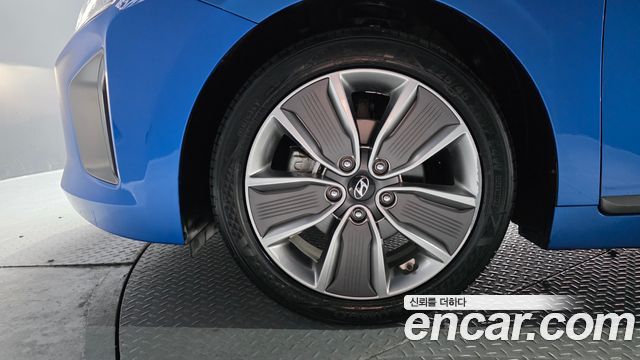 Hyundai Ioniq из Кореи Encar