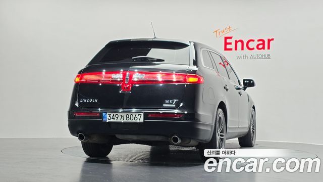 Lincoln MKT 3.5 — пробег 102 672 км — фото 4 из 5