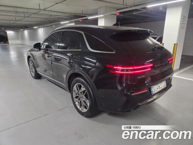 Genesis GV70 из Кореи Encar