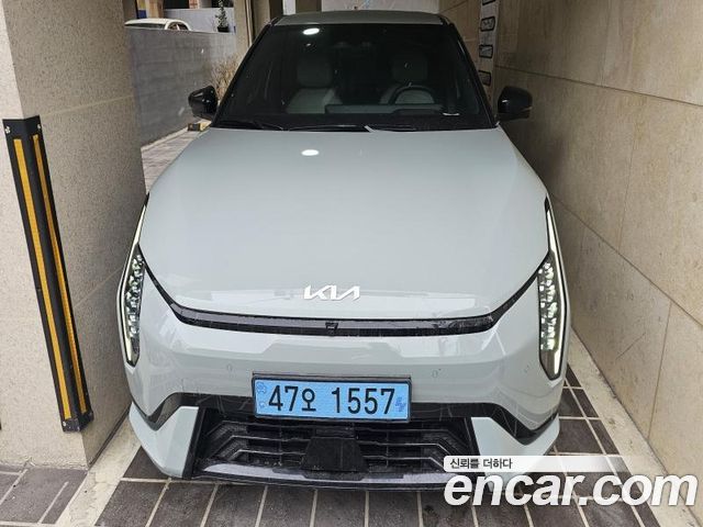Kia EV4 из Кореи Encar