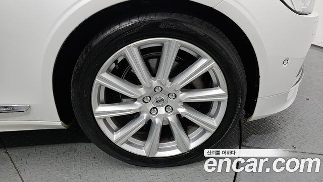 Volvo S90 из Кореи Encar
