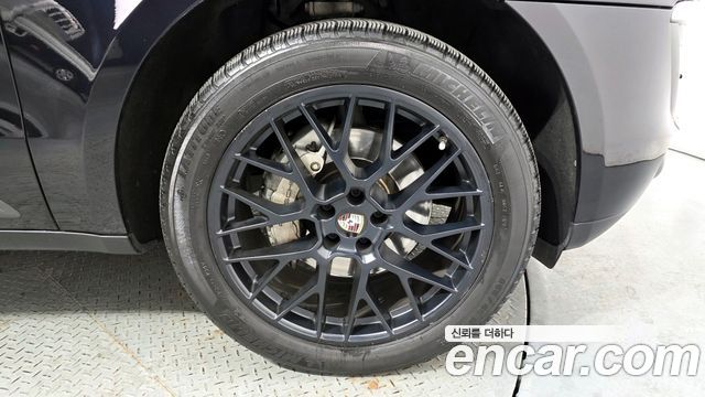 Porsche Macan из Кореи Encar
