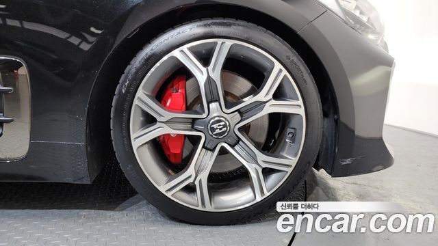 Kia Stinger из Кореи Encar