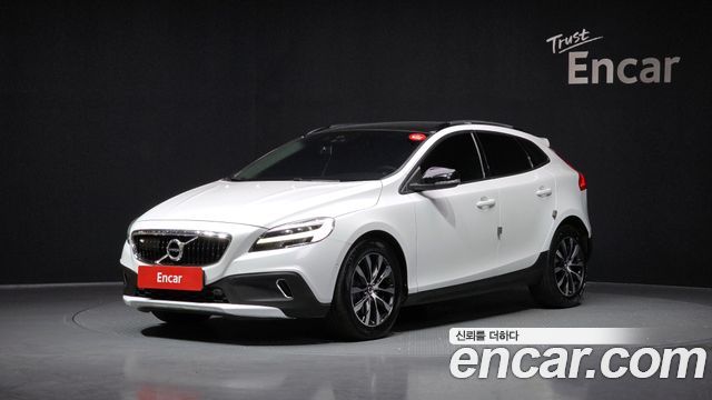 Volvo V40 из Кореи Encar
