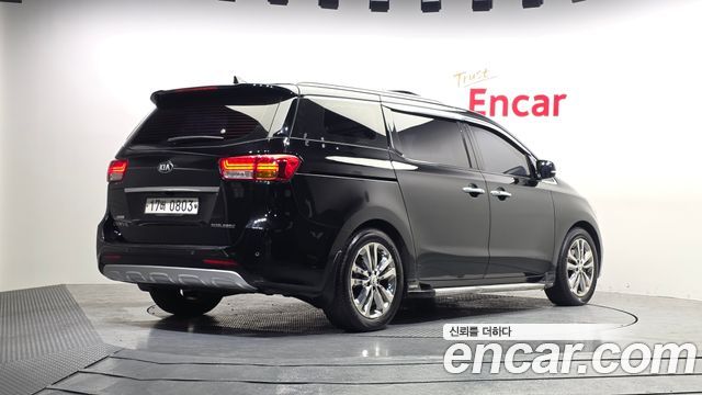 Kia Carnival из Кореи Encar