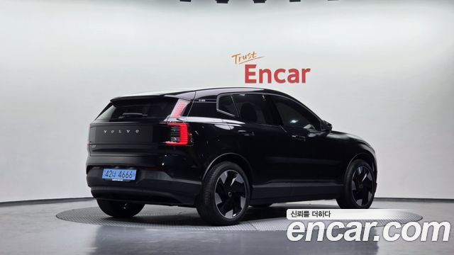 Volvo EX30 из Кореи Encar
