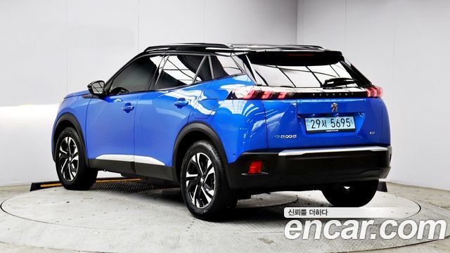 Peugeot 2008 из Кореи Encar