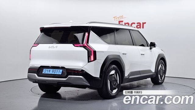 Kia EV9 из Кореи Encar