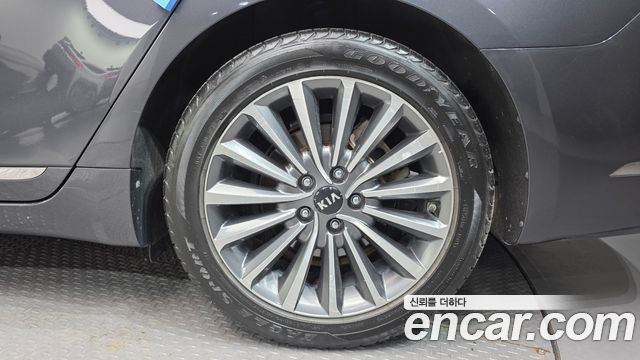 Kia K7 из Кореи Encar